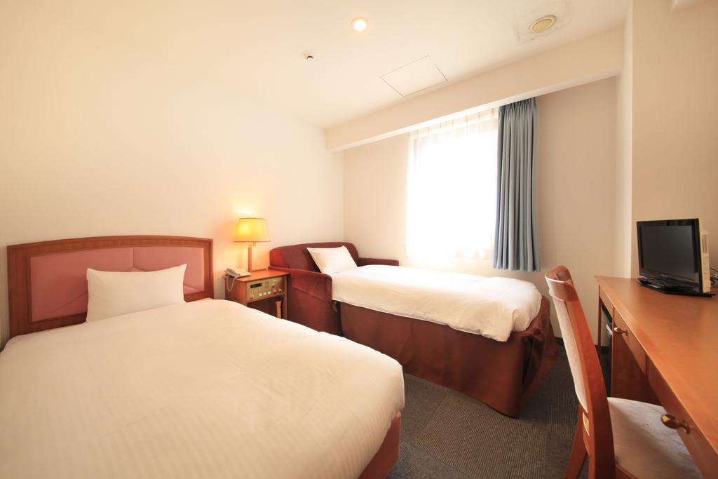 Hotel Green Selec Сендай Екстериор снимка